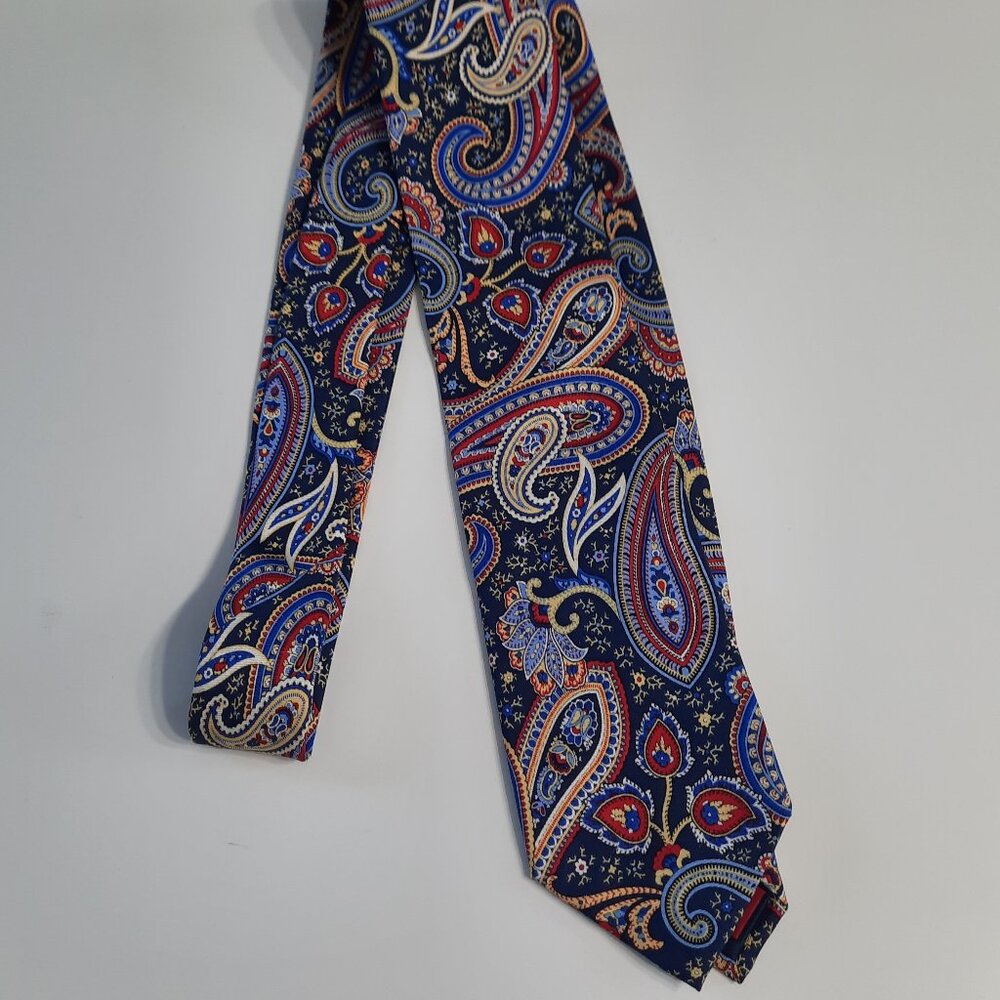 Chaps Ralph Lauren Navy Red Yellow Paisley Silk Tie Floral Colorful Classic